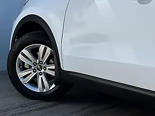Used 2018 Kia Sportage Sportage 2 Arctic White - Interior and Exterior details 16