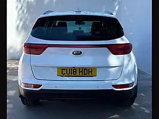 Used 2018 Kia Sportage Sportage 2 Arctic White - Interior and Exterior details 17