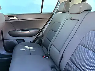 Used 2018 Kia Sportage Sportage 2 Arctic White - Interior and Exterior details 19