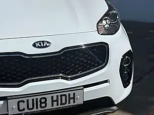Used 2018 Kia Sportage Sportage 2 Arctic White - Interior and Exterior details 4