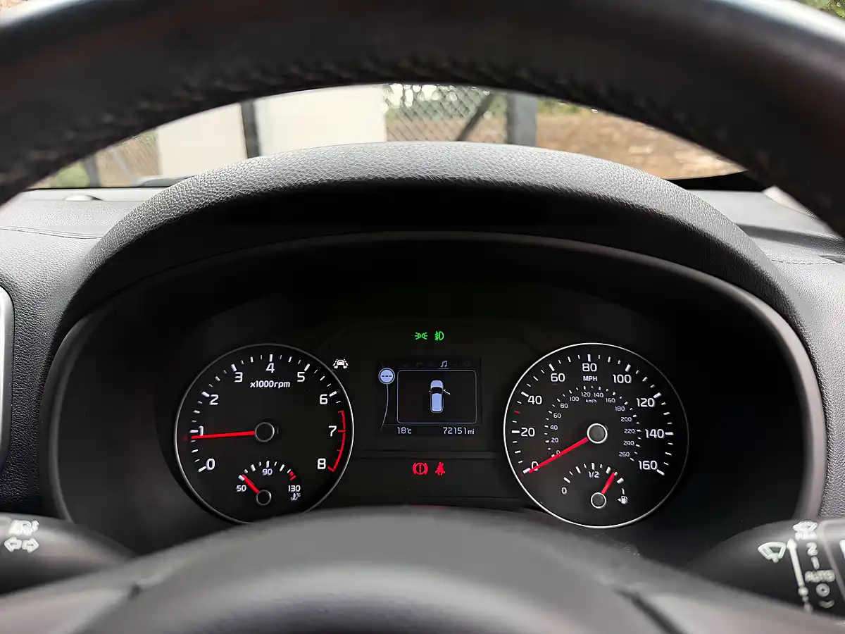 Used 2018 Kia Sportage Sportage 2 Isg White - Interior and Exterior details 15