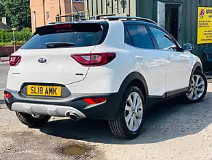 Used 2018 Kia Stonic 1 White - Interior and Exterior details 6