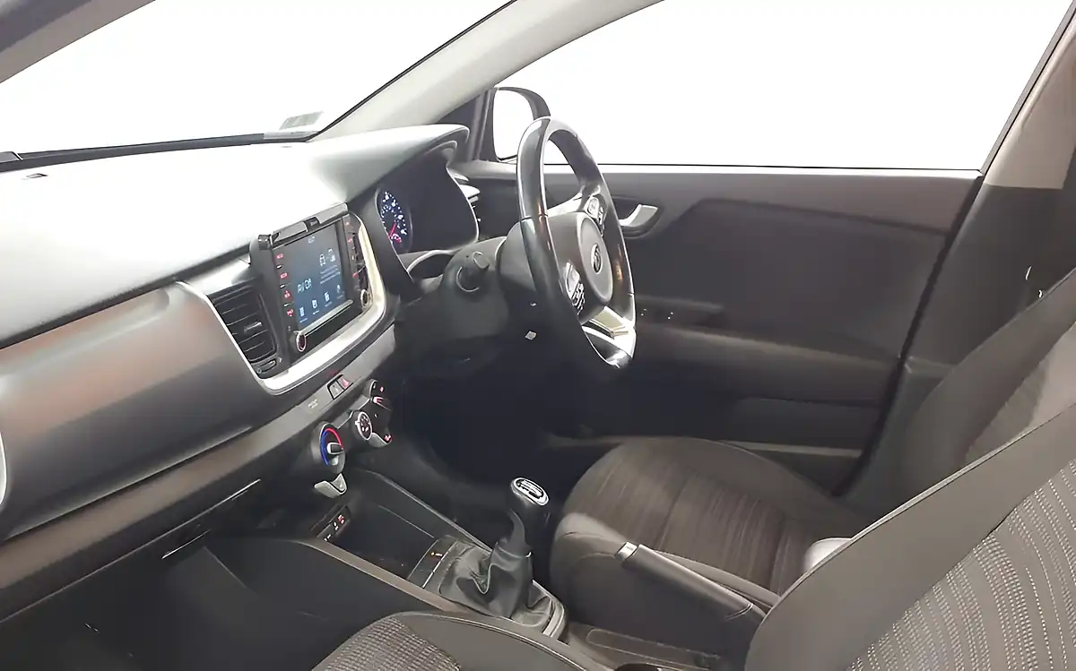 Used 2018 Kia Stonic 2 Grey - Interior and Exterior details 2