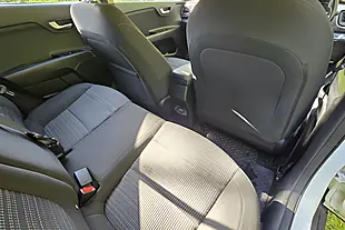 Used 2018 Kia Stonic 2 Isg White - Interior and Exterior details 11