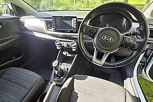 Used 2018 Kia Stonic 2 Isg White - Interior and Exterior details 17