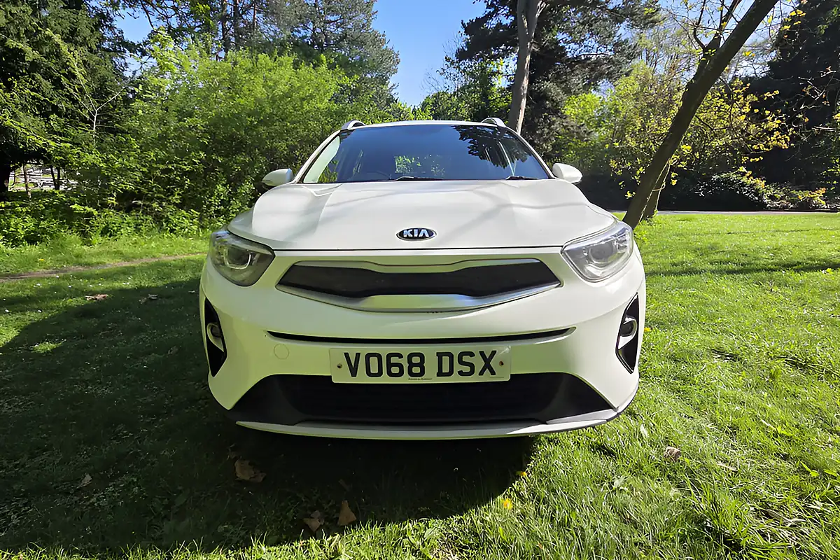 Used 2018 Kia Stonic 2 Isg White - Interior and Exterior details 2