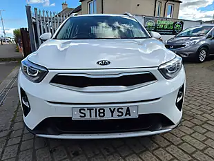 Used 2018 Kia Stonic 2 White - Interior and Exterior details 2