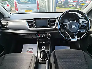 Used 2018 Kia Stonic 2 White - Interior and Exterior details 9