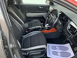 Used 2018 Kia Stonic First Edition Grey - Interior and Exterior details 5