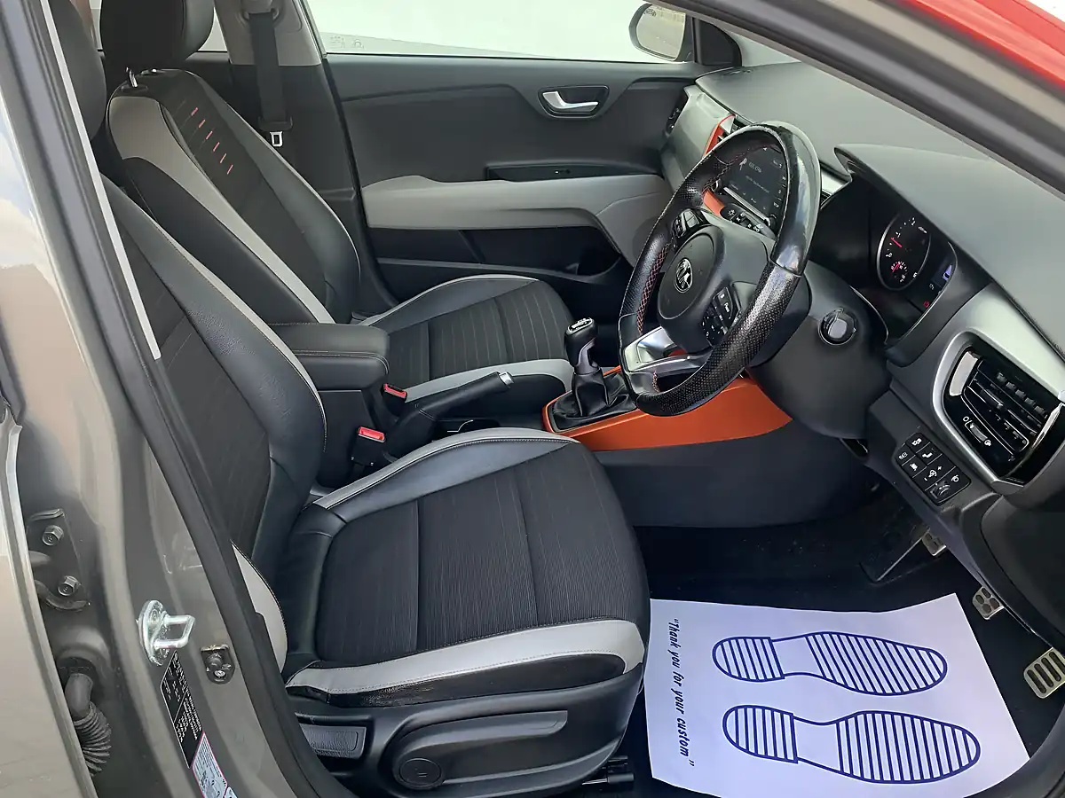 Used 2018 Kia Stonic First Edition Grey - Interior and Exterior details 5