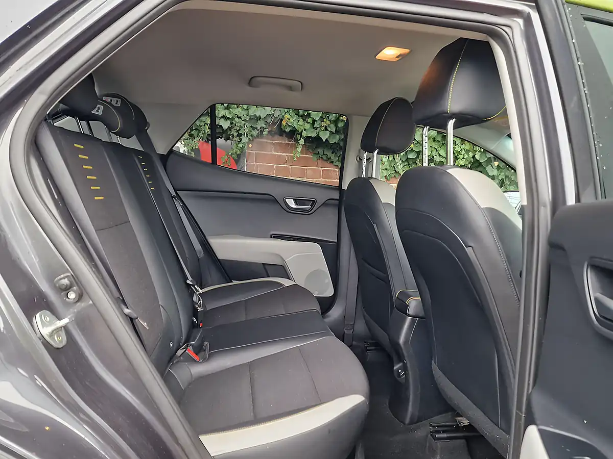 Used 2018 Kia Stonic First Edition Grey - Interior and Exterior details 12