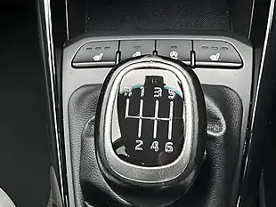 Used 2018 Kia Stonic First Edition White - Interior and Exterior details 12