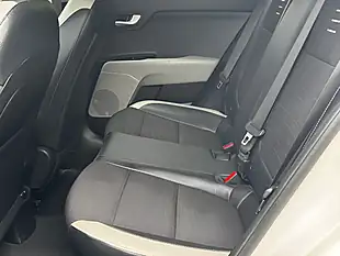 Used 2018 Kia Stonic First Edition White - Interior and Exterior details 16