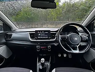 Used 2018 Kia Stonic First Edition White - Interior and Exterior details 2