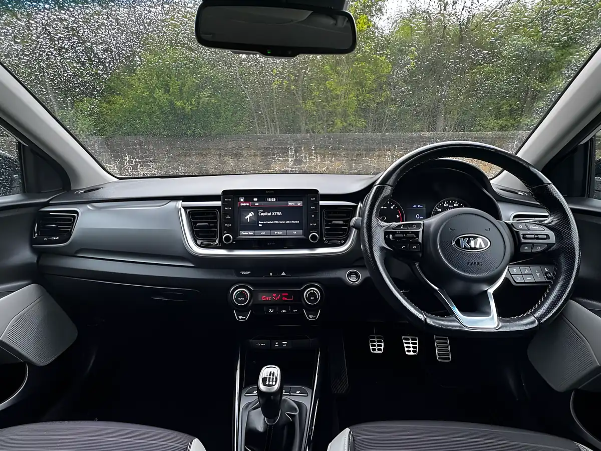Used 2018 Kia Stonic First Edition White - Interior and Exterior details 2