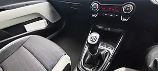 Used 2018 Kia Stonic First Edition White - Interior and Exterior details 18