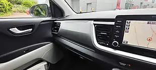 Used 2018 Kia Stonic First Edition White - Interior and Exterior details 19
