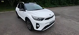 Used 2018 Kia Stonic First Edition White - Interior and Exterior details 7
