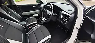 Used 2018 Kia Stonic First Edition White - Interior and Exterior details 9