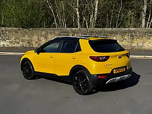 Used 2018 Kia Stonic First Edition Yellow - Interior and Exterior details 5