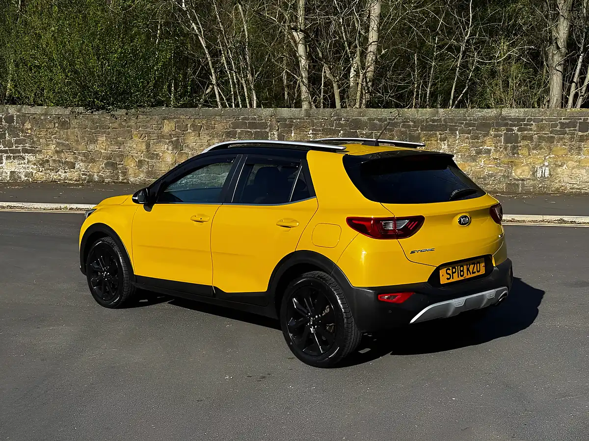 Used 2018 Kia Stonic First Edition Yellow - Interior and Exterior details 5