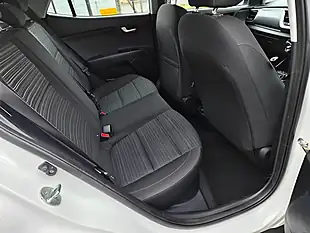 Used 2018 Kia Stonic White - Interior and Exterior details 15
