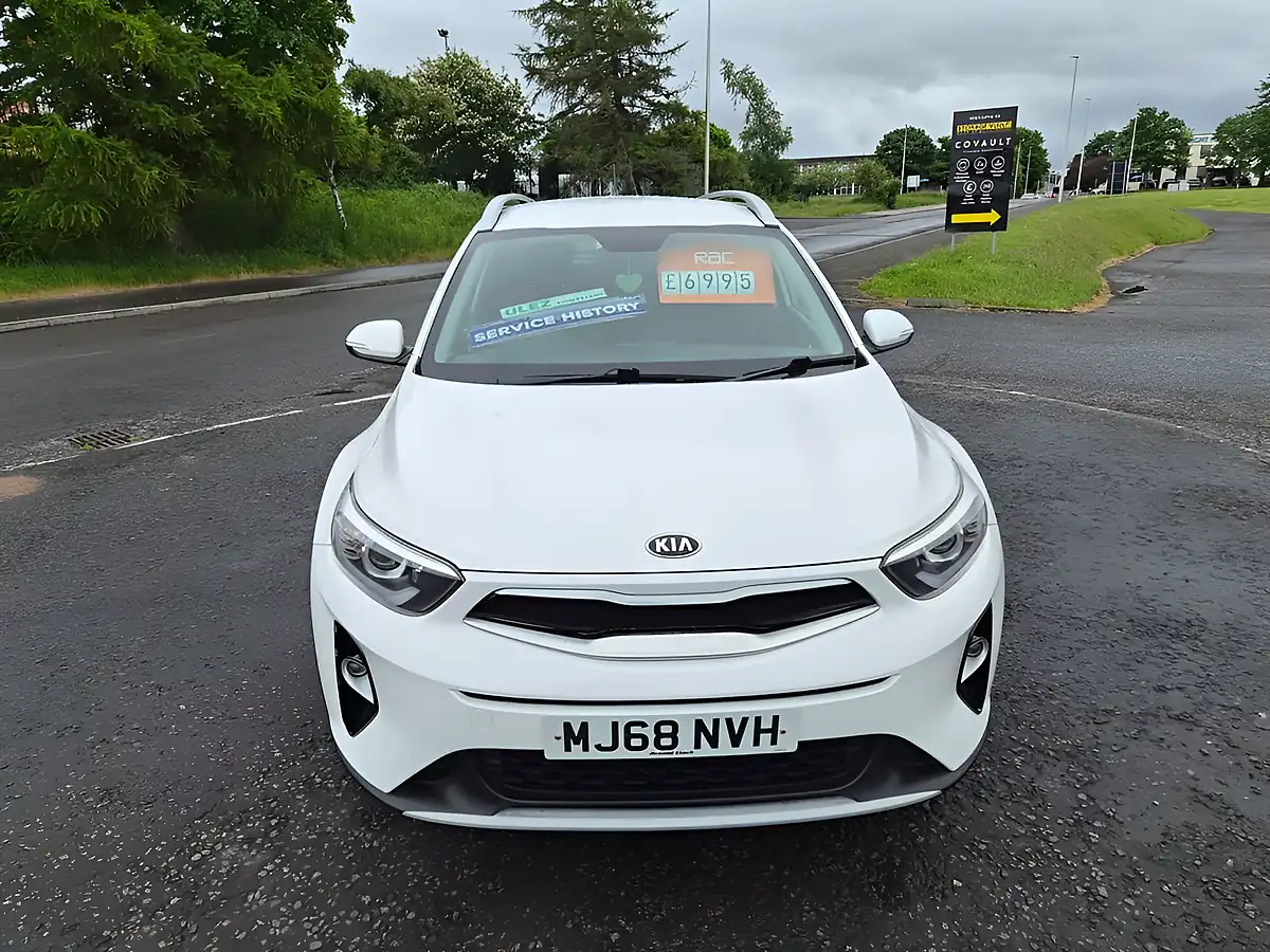 Used 2018 Kia Stonic White - Interior and Exterior details 5