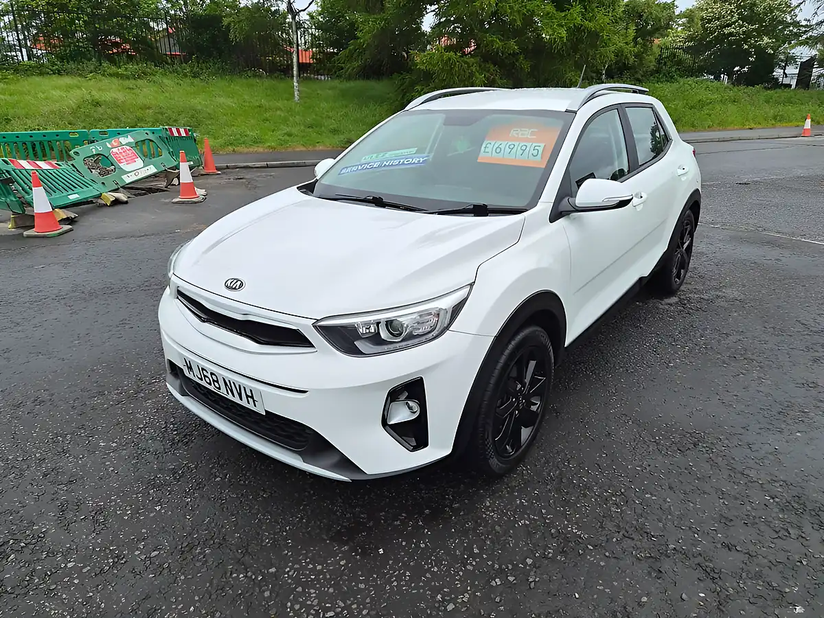 Used 2018 Kia Stonic White - Interior and Exterior details 6