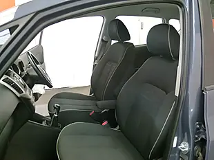 Used 2018 Kia Venga 2 Blue - Interior and Exterior details 14