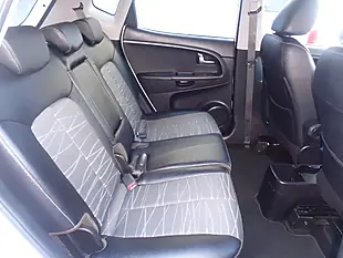 Used 2018 Kia Venga 3 White - Interior and Exterior details 13