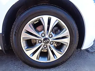 Used 2018 Kia Venga 3 White - Interior and Exterior details 19
