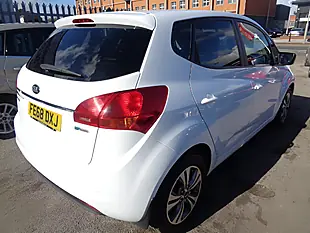 Used 2018 Kia Venga 3 White - Interior and Exterior details 4