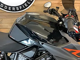 Used 2018 Ktm 1290 Super Duke Black - Interior and Exterior details 10