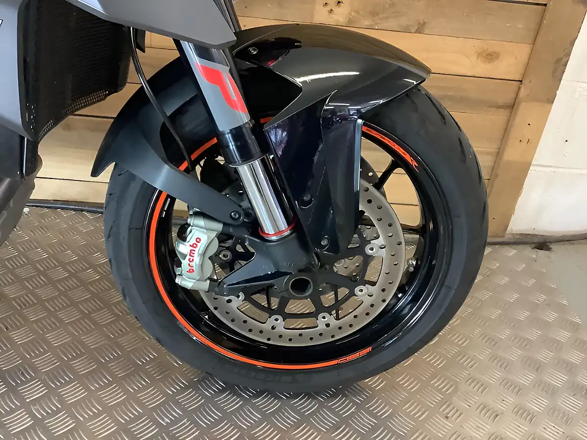Used 2018 Ktm 1290 Super Duke Black - Interior and Exterior details 13