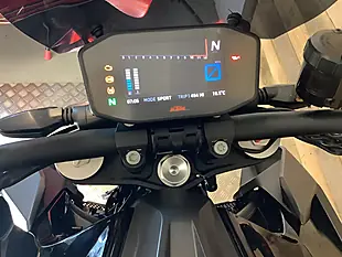 Used 2018 Ktm 1290 Super Duke Black - Interior and Exterior details 16