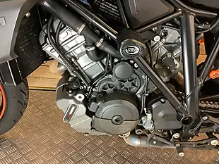 Used 2018 Ktm 1290 Super Duke Black - Interior and Exterior details 18