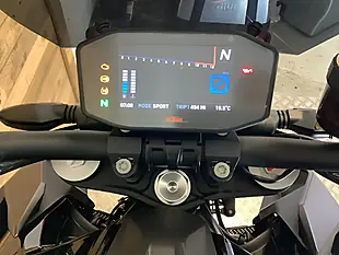 Used 2018 Ktm 1290 Super Duke Black - Interior and Exterior details 7