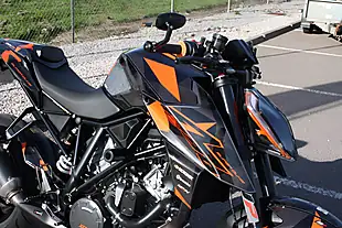 Used 2018 Ktm 1290 Super Duke R Black - Interior and Exterior details 18