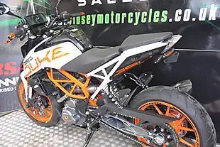 Used 2018 Ktm 390 Duke Orange - Interior and Exterior details 10