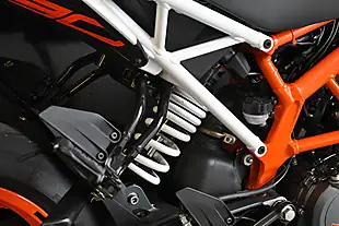Used 2018 Ktm 390 Duke Orange - Interior and Exterior details 15