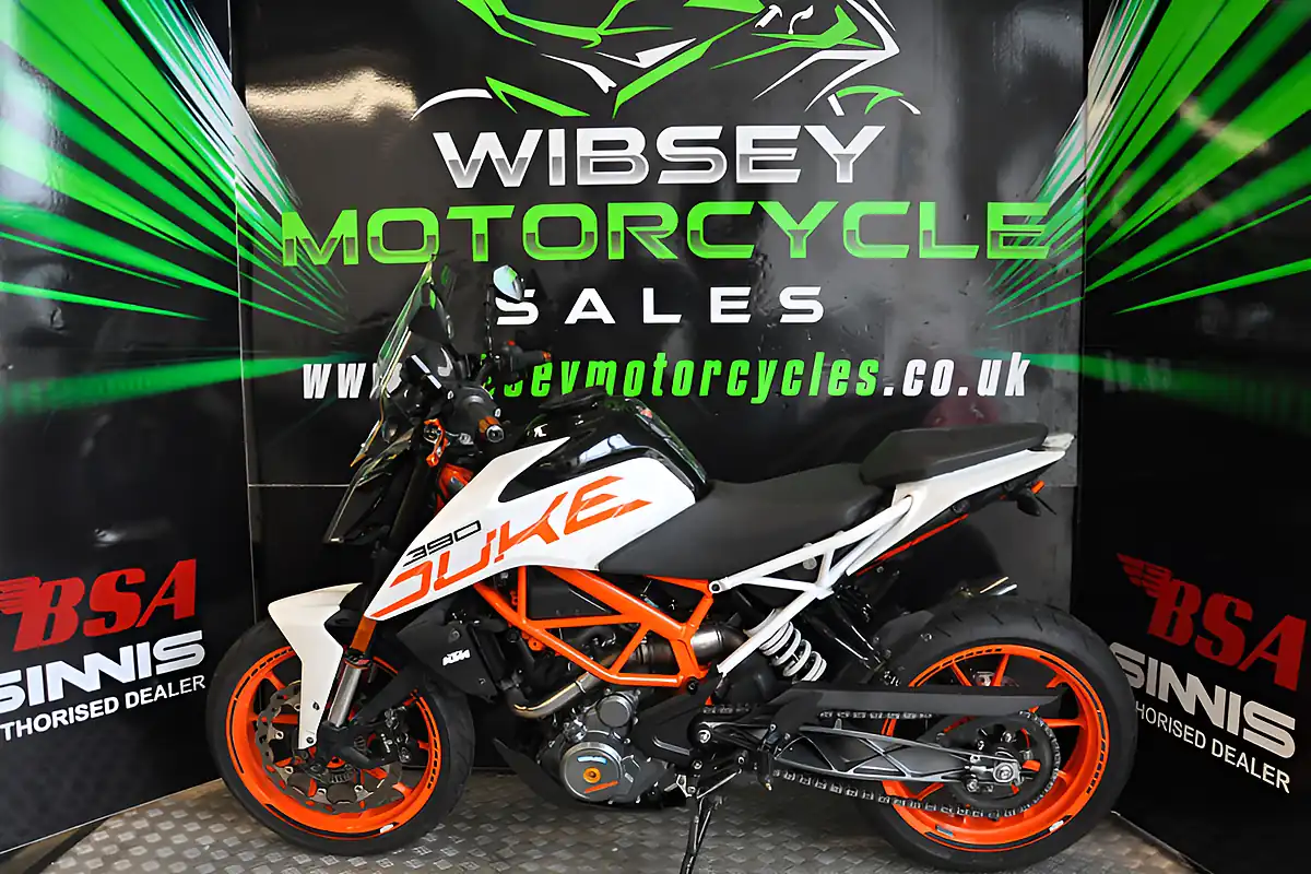 Used 2018 Ktm 390 Duke Orange - Interior and Exterior details 2