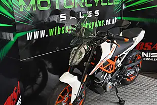 Used 2018 Ktm 390 Duke Orange - Interior and Exterior details 3
