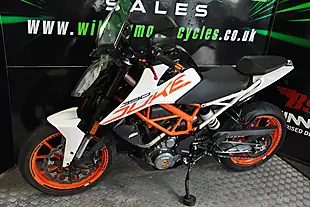 Used 2018 Ktm 390 Duke Orange - Interior and Exterior details 4