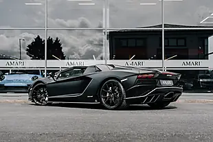 Used 2018 Lamborghini Aventador S Roadster Nero Aldebaran - Interior and Exterior details 4