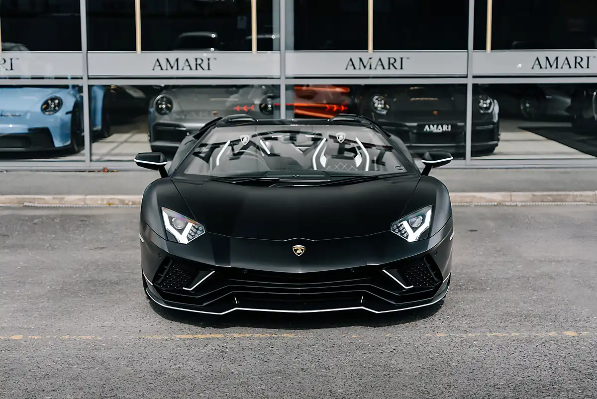 Used 2018 Lamborghini Aventador S Roadster Nero Aldebaran - Interior and Exterior details 6