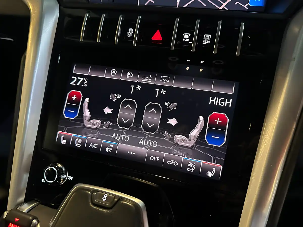 Used 2018 Lamborghini Urus Satin Black Wrap Black - Interior and Exterior details 15
