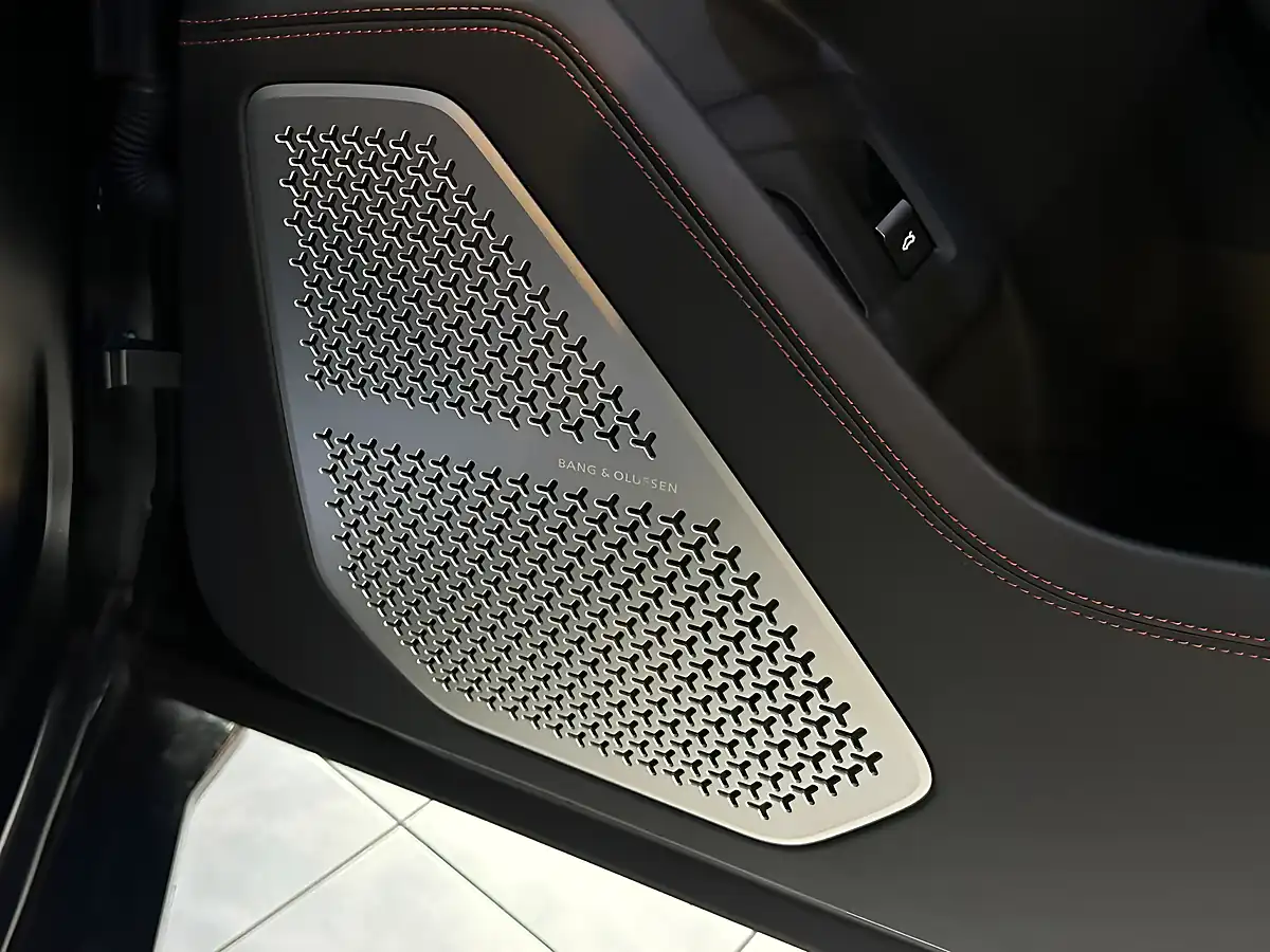 Used 2018 Lamborghini Urus Satin Black Wrap Black - Interior and Exterior details 17