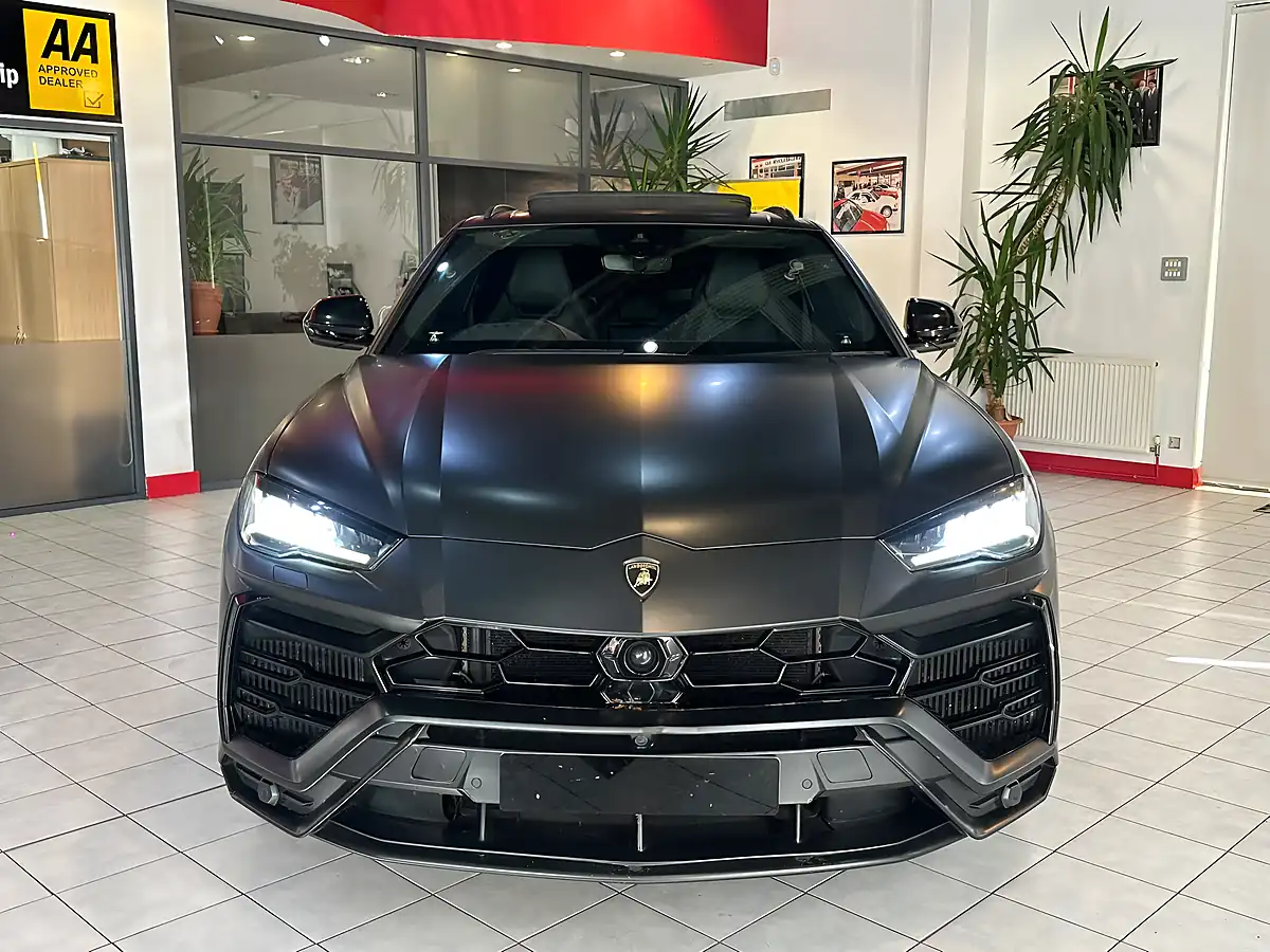 Used 2018 Lamborghini Urus Satin Black Wrap Black - Interior and Exterior details 4