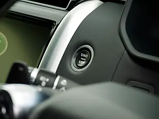 Used 2018 Land Rover Discovery Hse Black - Interior and Exterior details 13