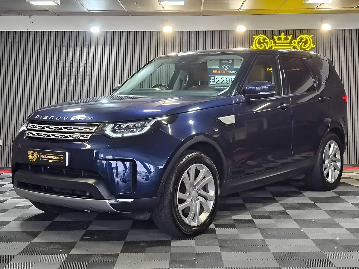 Used 2018 Land Rover Discovery Hse Blue - Interior and Exterior details 7